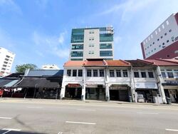 Sims Avenue (D14), Shop House #565062171